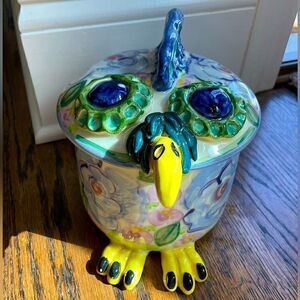 EUC Hand Crafted Porcelain Cookie Jar Bird